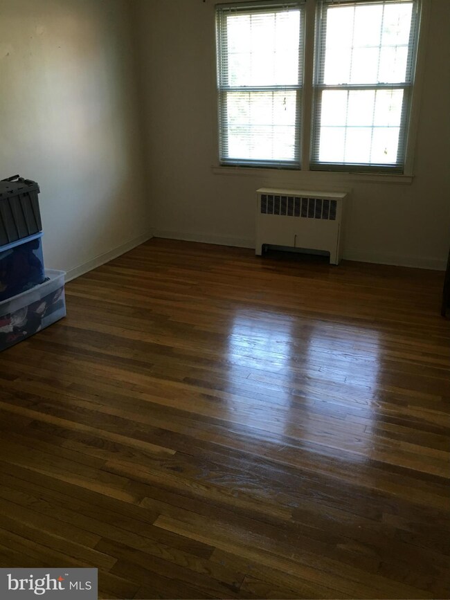 2221 Washington Ave unit 302, Silver Spring, MD 20910 - photo 5