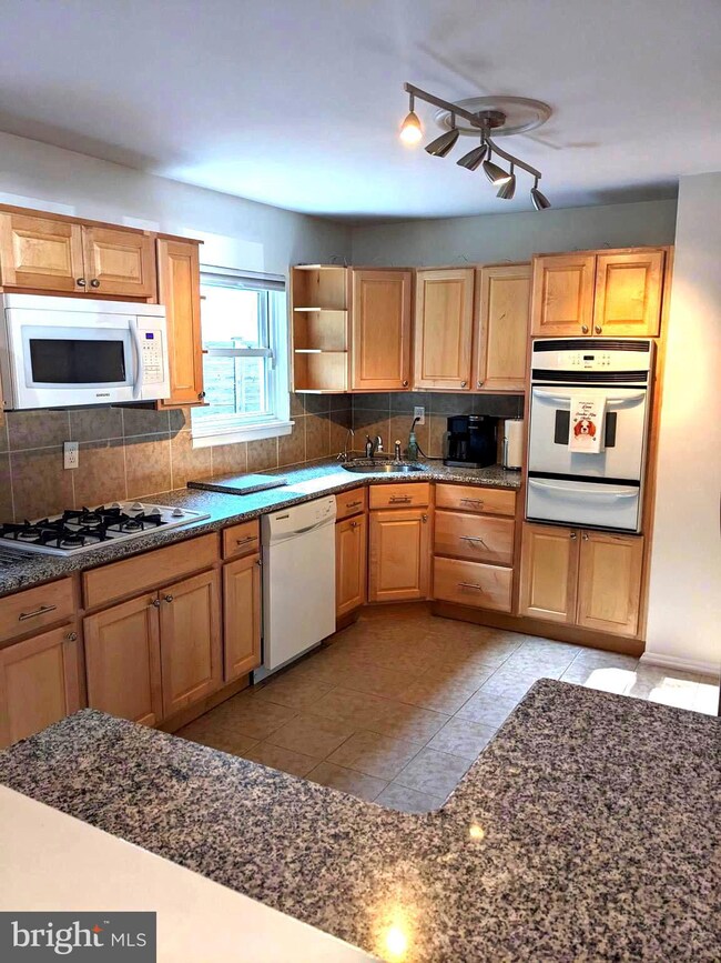 500 S Brownleaf Rd, Newark, DE 19713 - photo 4