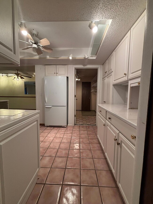 Old Shakopee Park North unit 107, Bloomington, MN 55420 - photo 6