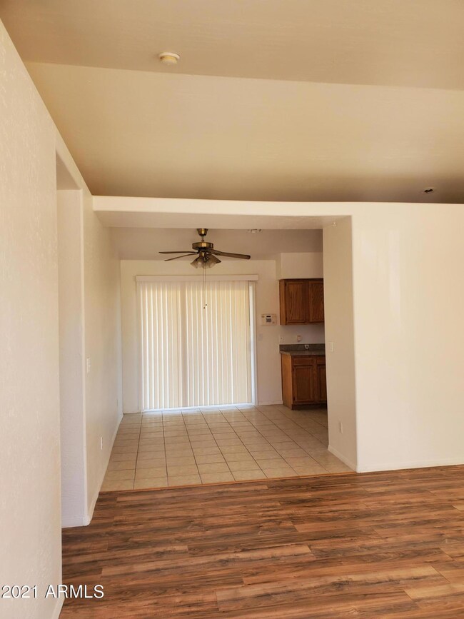 4630 E Colt Dr, Eloy, AZ 85131 - photo 4