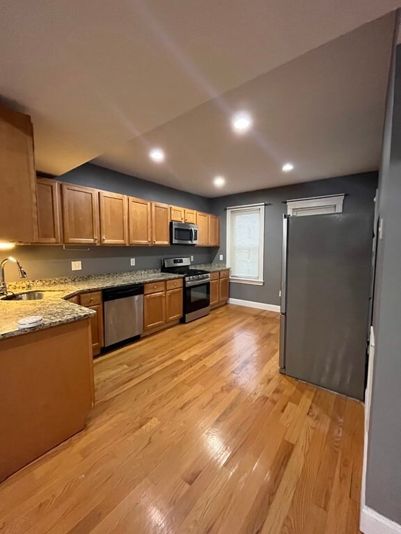 16-18 Wilcock St unit 16, Boston, MA 02124 - photo 7