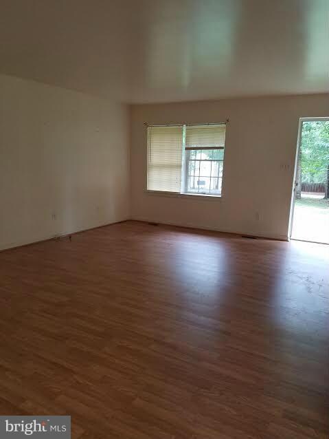 959 Swan Ln, Ruther Glen, VA 22546 - photo 3