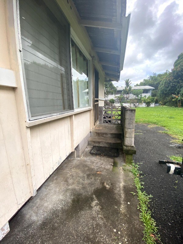 1677 Kilauea Ave, Hilo, HI 96720 - photo 2
