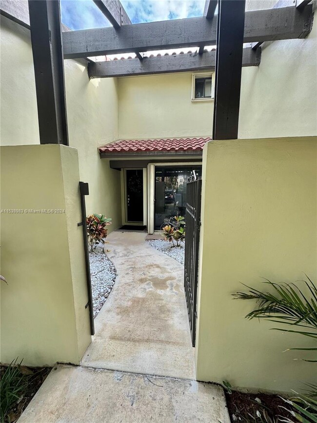 9927 Costa Del Sol Blvd unit D107, Doral, FL 33178 - photo 5