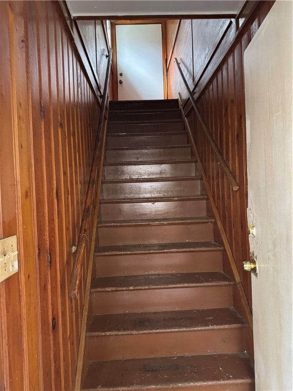 196 4th Street Up, Rochester, NY 14605 - photo 2