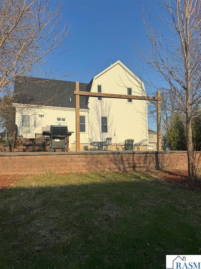 105 1st St S, Elysian, MN 56028 - photo 4