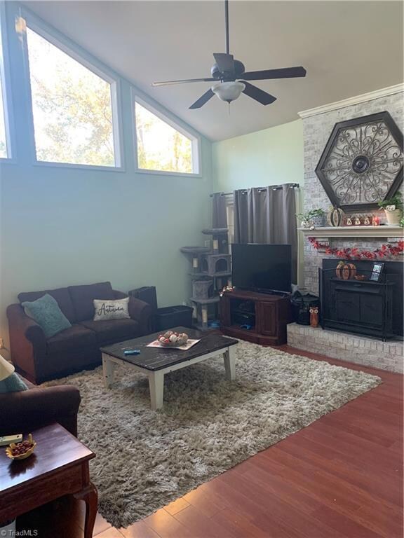 5803 Bartlett Dr, Greensboro, NC 27406 - photo 5