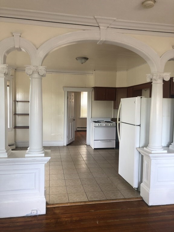 50 Beech St unit 1, Pawtucket, RI 02860 - photo 3