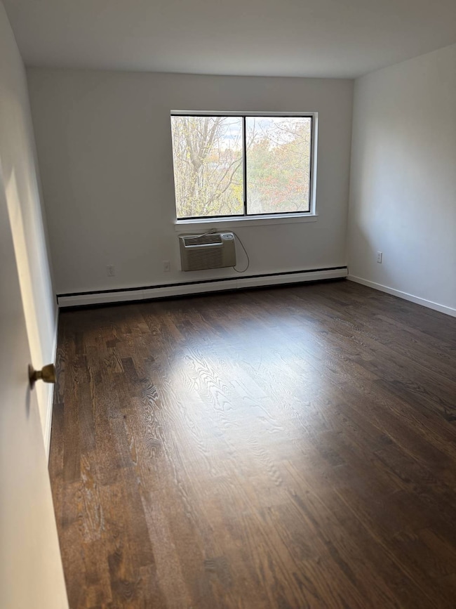 37 Hillside Terrace unit A, White Plains, NY 10601 - photo 4