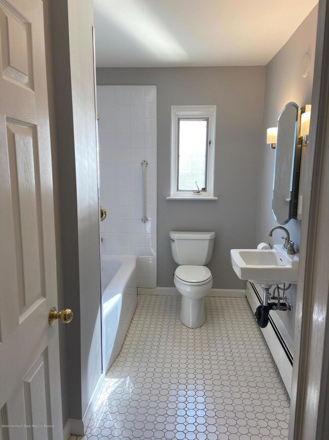 207 Manor E, Red Bank, NJ 07701 - photo 6