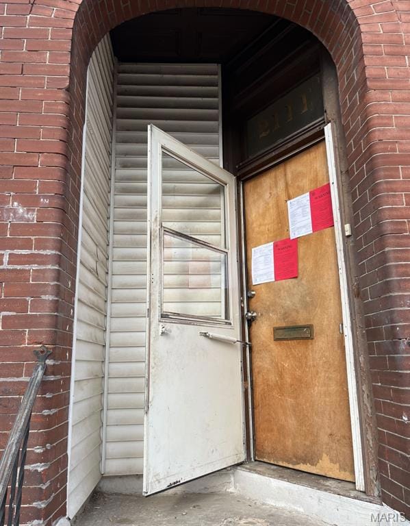 2111 E College Ave, Saint Louis, MO 63107 - photo 4