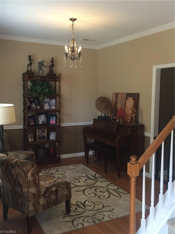 3344 Barnsdale Dr, Jamestown, NC 27282 - photo 3