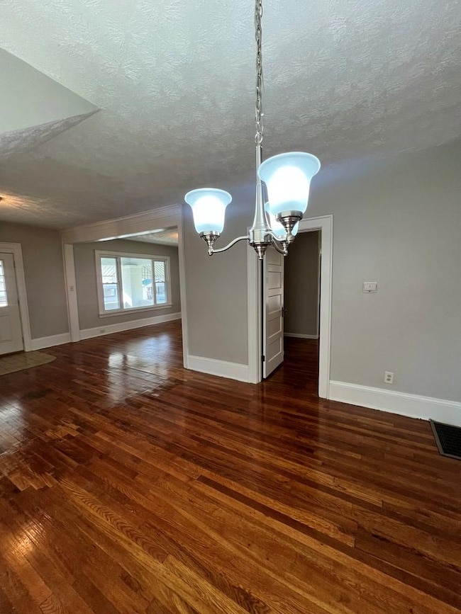 802 Harrison St, Princeton, WV 24740 - photo 6