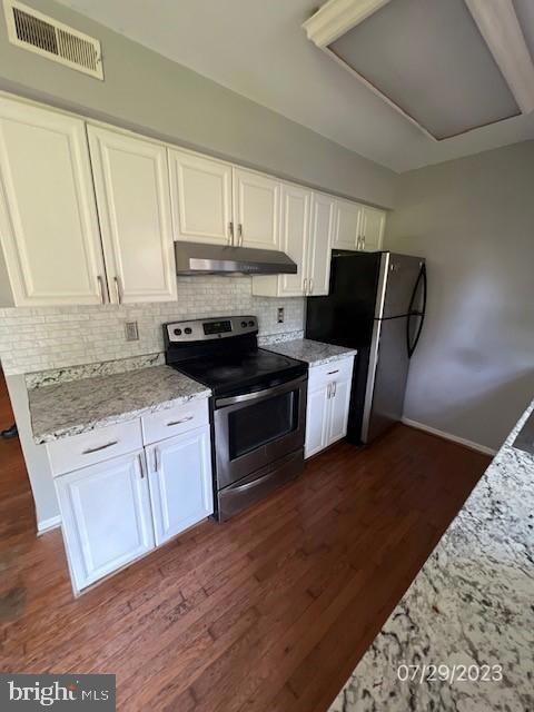 12245 Wye Oak Commons Cir unit 81, Burke, VA 22015 - photo 2