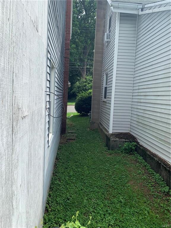 2520 S 5th St, Allentown, PA 18103 - photo 5