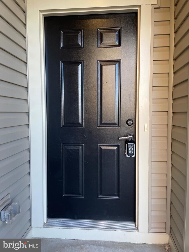 42589 Burbank Terrace, Sterling, VA 20166 - photo 5