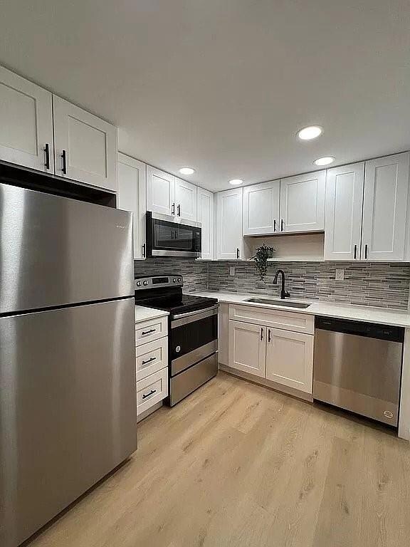 526 Capri K, Delray Beach, FL 33484 - photo 3