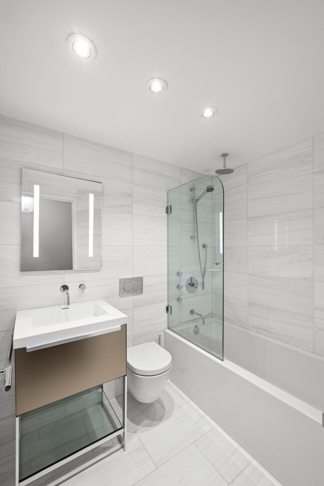 167 Perry St unit 1/2D, New York, NY 10014 - photo 6