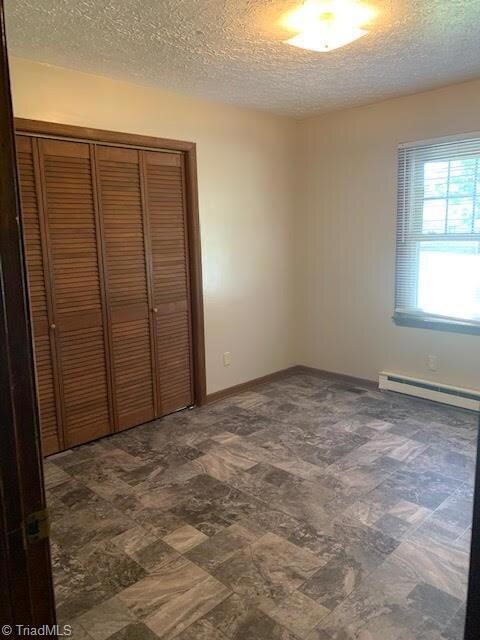 213 S Harris St, Reidsville, NC 27320 - photo 4