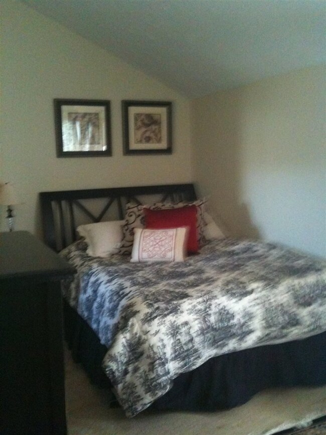 266 Michawanic Rd, Sanbornville, NH 03872 - photo 7