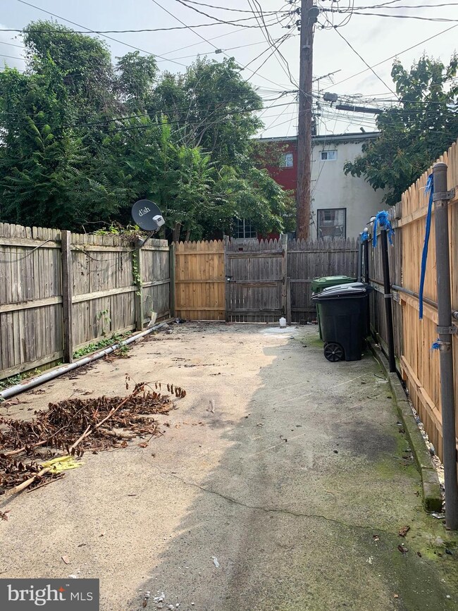 427 S Bentalou St, Baltimore, MD 21223 - photo 5