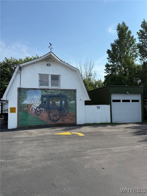 2436 Niagara Rd, Niagara Falls, NY 14304 - photo 3