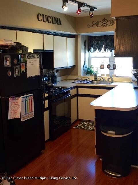 unlisted-address, Staten Island, NY 10314 - photo 2