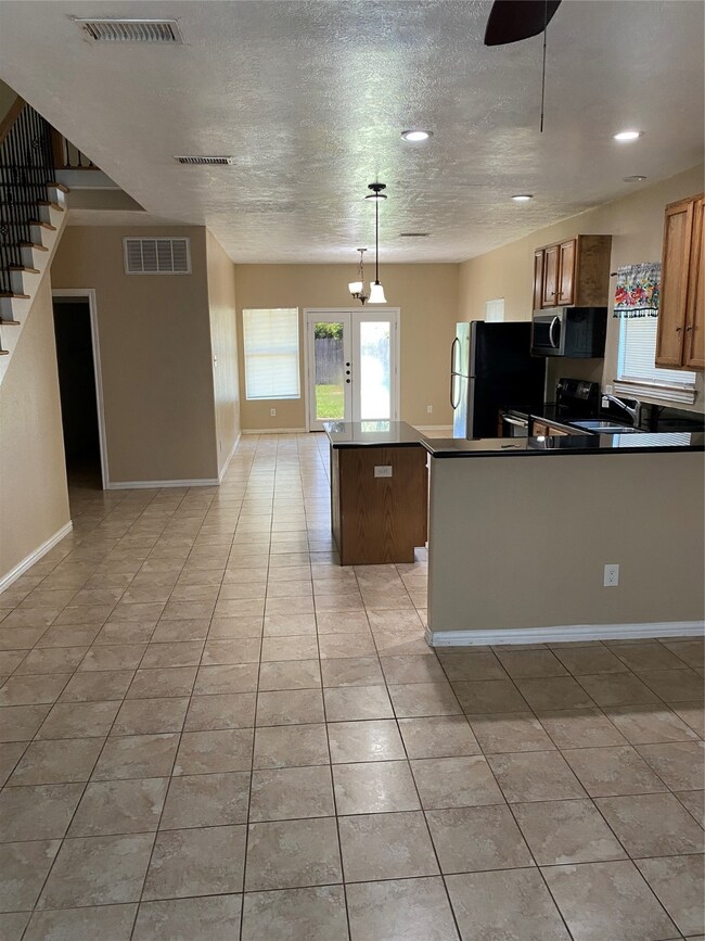 5814 Stuebner Airline Rd, Houston, TX 77091 - photo 5