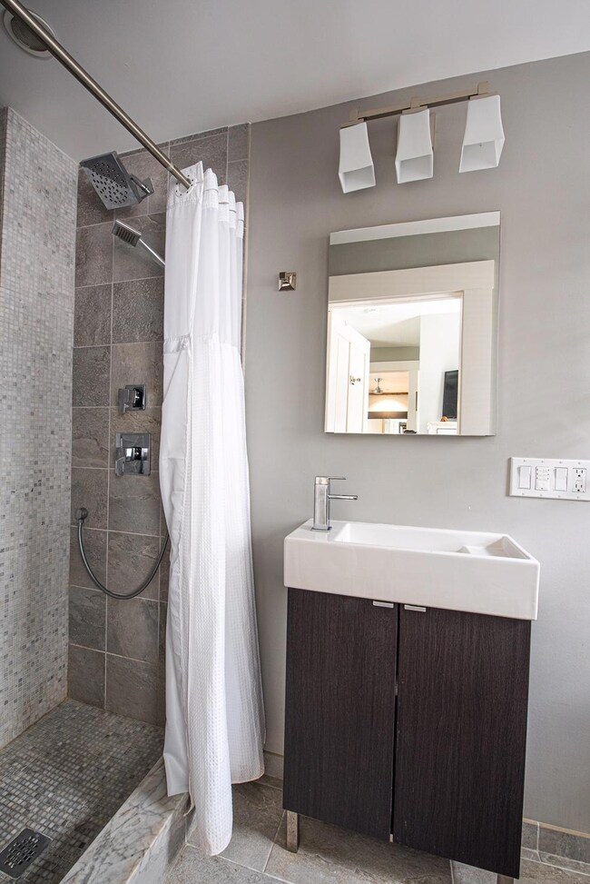 5 Winthrop Street, Unit C-13