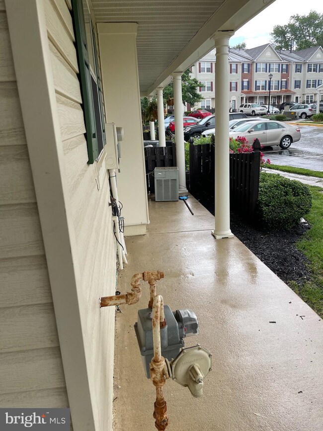 9230 Deer Crossing unit 35, Lorton, VA 22079 - photo 5