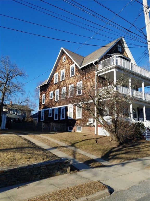 55 Windsor Rd unit 2, Cranston, RI 02905 - photo 2