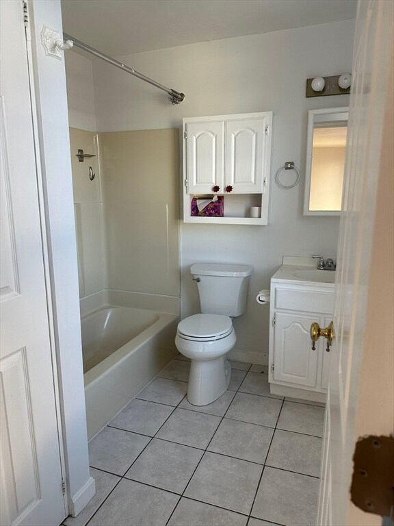 153 Main St unit 2, Medway, MA 02053 - photo 4