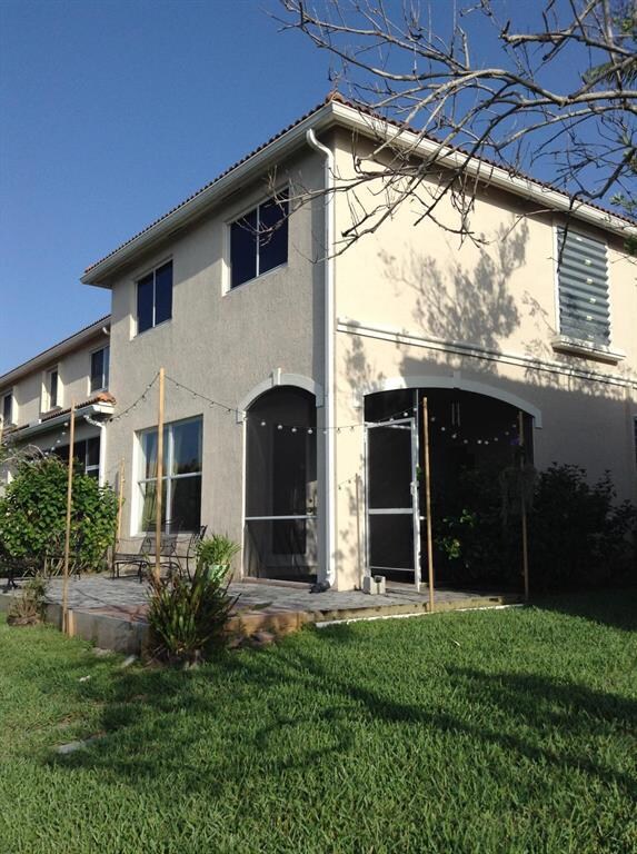 2208 Oakmont Dr, Riviera Beach, FL 33404 - photo 3