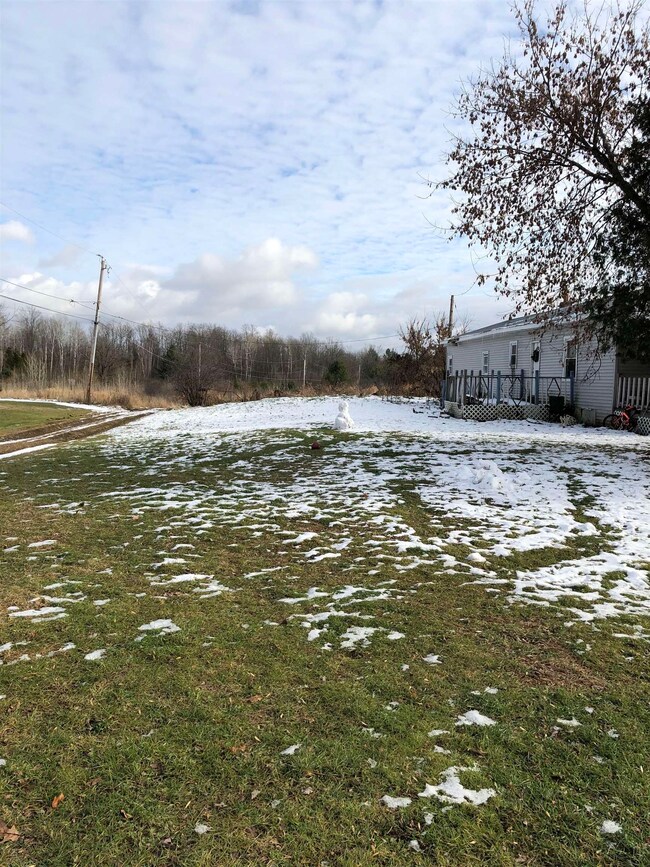 31 Meadow St, Massena, NY 13662 - photo 2