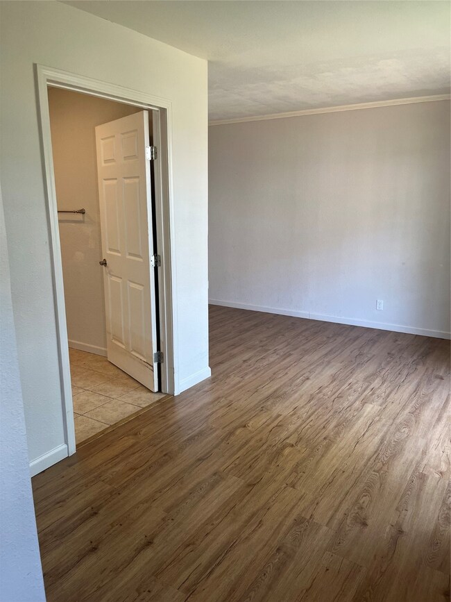 View when entering through the front door. 
 Livi