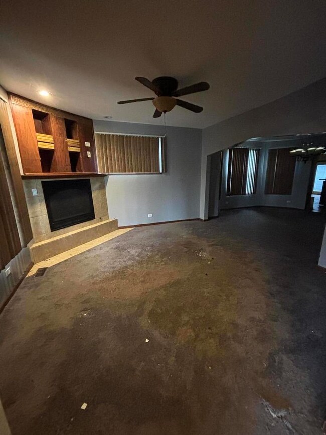 423 E 144th St, Dolton, IL 60419 - photo 5