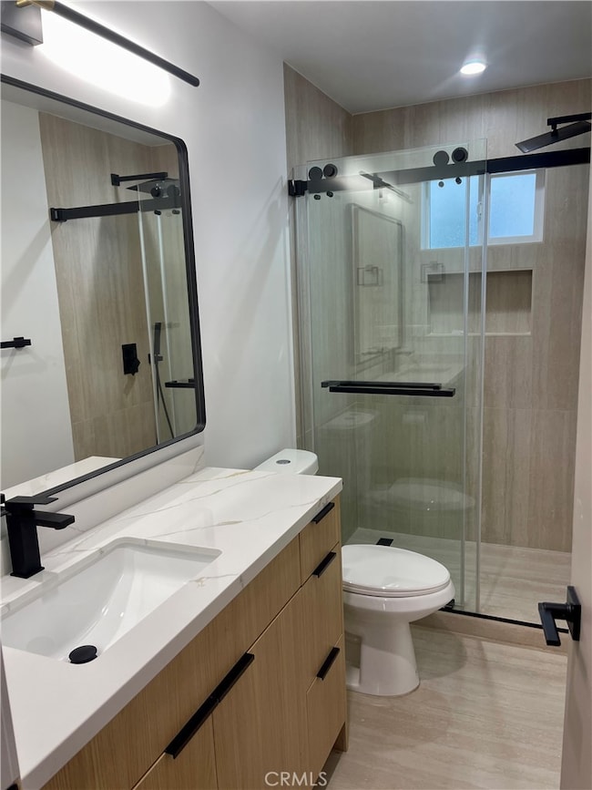 611 W 41st Place, Los Angeles, CA 90037 - photo 3