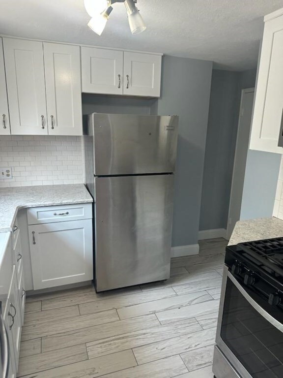 6 Frazer Rd unit 6, Arlington, MA 02476 - photo 2