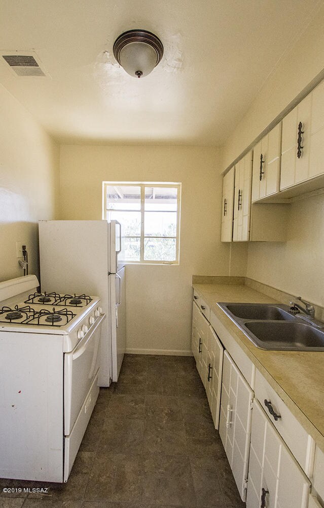 4620 E Montecito St, Tucson, AZ 85711 - photo 6