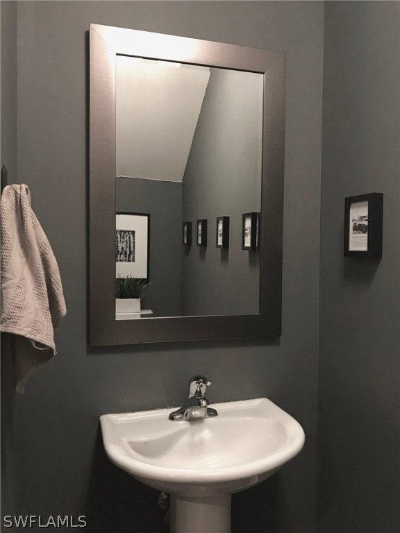 855 Hampton Cir, Naples, FL 34105 - photo 7