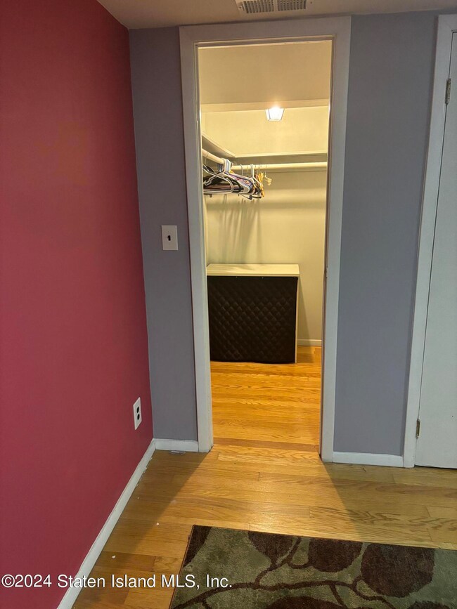 14 Dina Ct, Staten Island, NY 10306 - photo 6