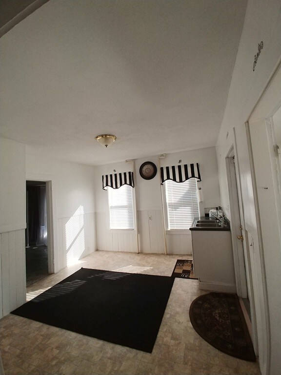 6 Highland St unit 1, Palmer, MA 01069 - photo 6