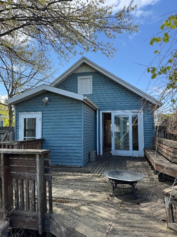 1417 4th St SW, Cedar Rapids, IA 52404 - photo 2