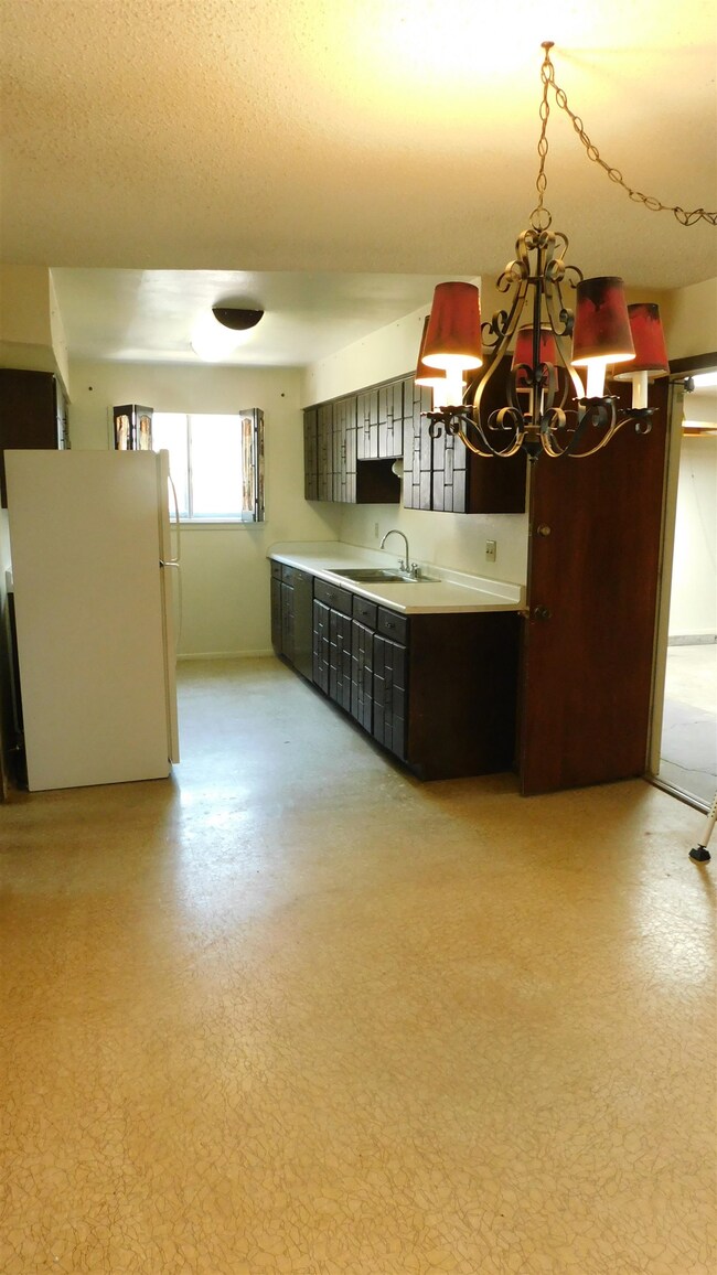 2507 Eastridge Dr, Alamogordo, NM 88310 - photo 7