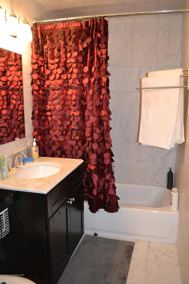 138 Bodman Place unit 4, Red Bank, NJ 07701 - photo 6