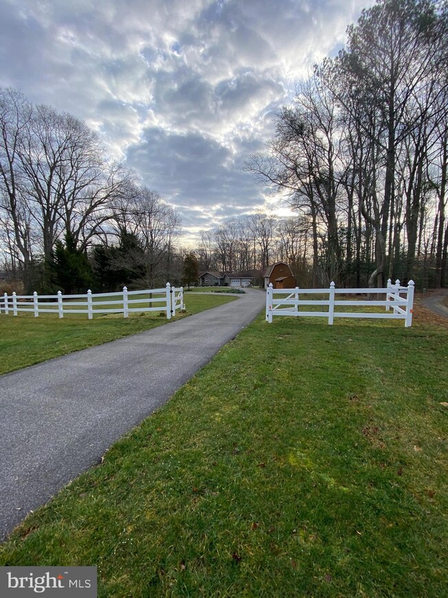 41845 Queens Landing Rd, Mechanicsville, MD 20659 - photo 4