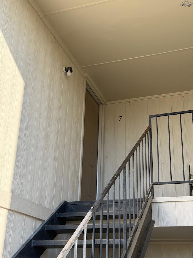 4110 Faith Rd unit Apartment 7, Wichita Falls, TX 76308 - photo 2