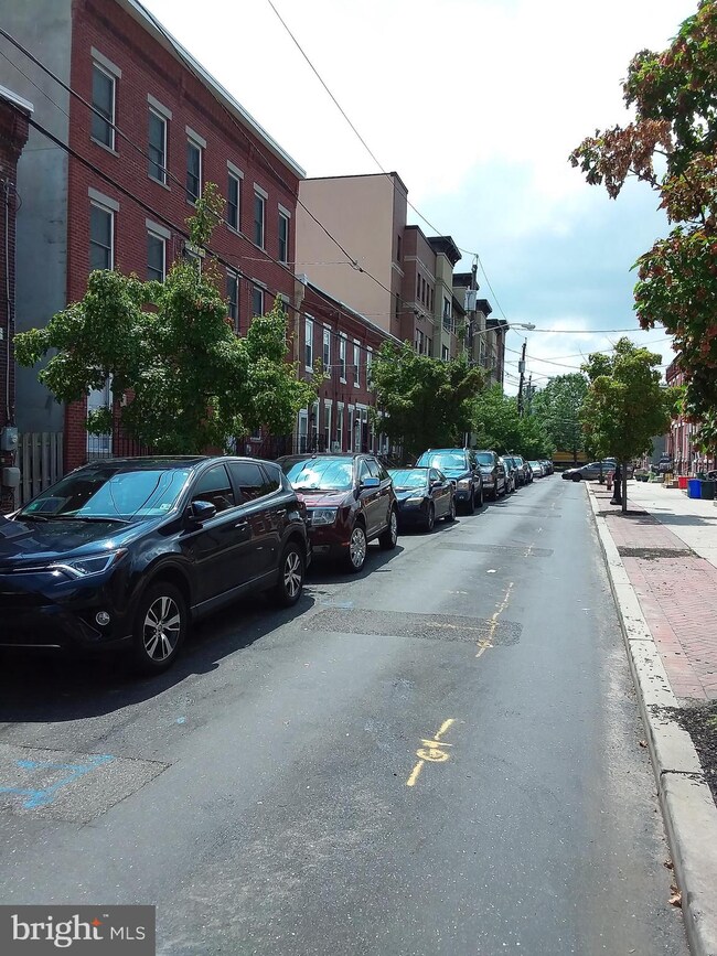 746 New St, Camden, NJ 08103 - photo 2