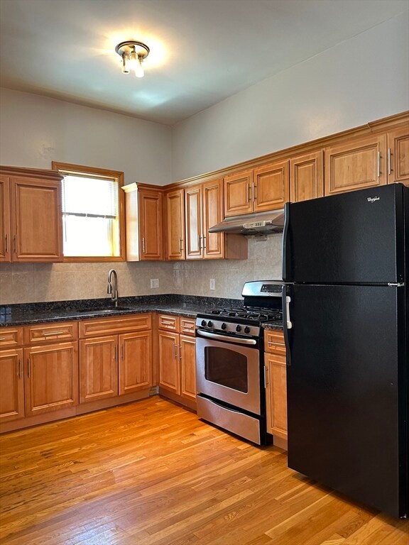 30 Walnut St unit 1, Quincy, MA 02171 - photo 6