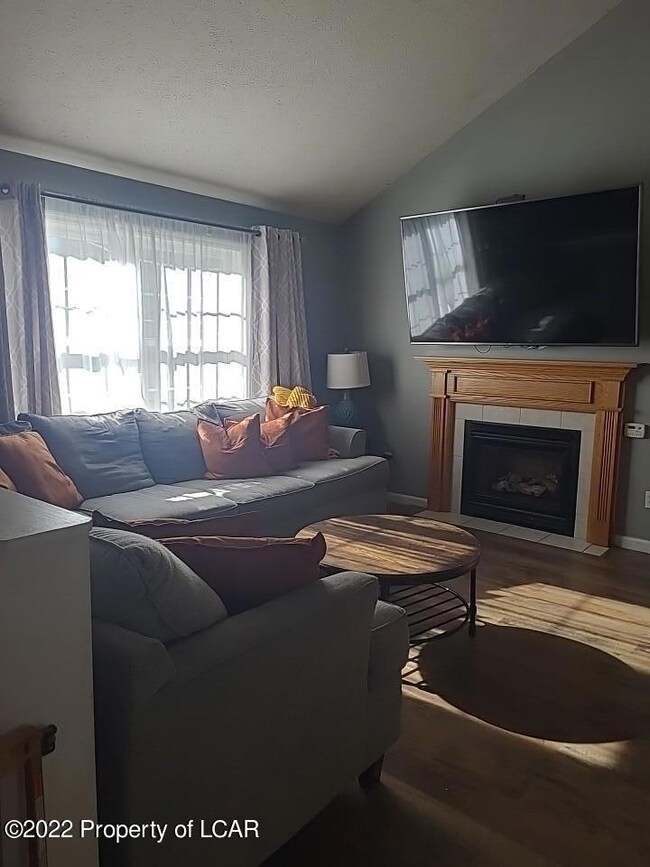 5 Mink Springs Ct, Drums, PA 18222 - photo 3